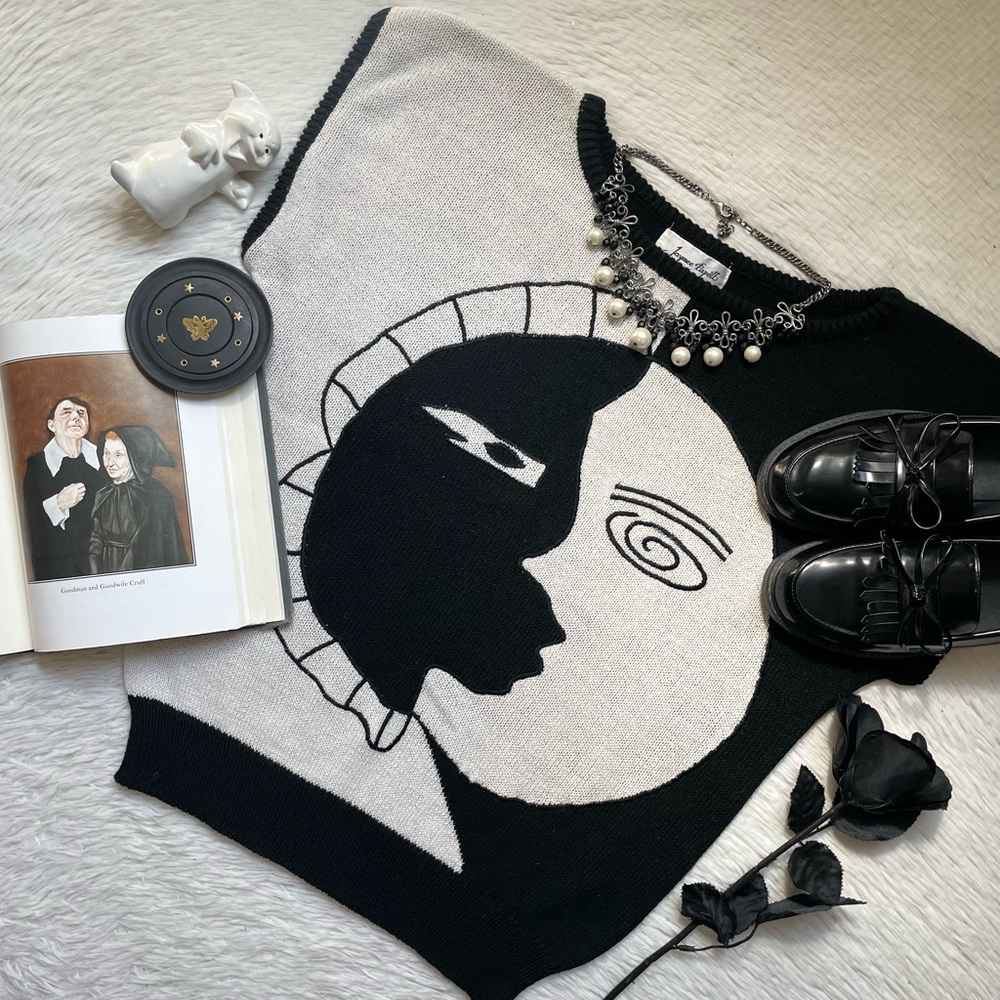 Vintage Jaymee Papell abstract two face moon acrylic black and white sweater top - Picture 3 of 14